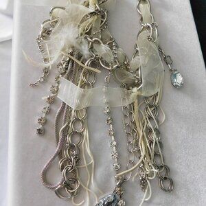 Ladies Fancy Detailed Necklace